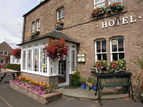 The Wheatsheaf Hotel And Restaurant Swinton  Dış mekan fotoğraf