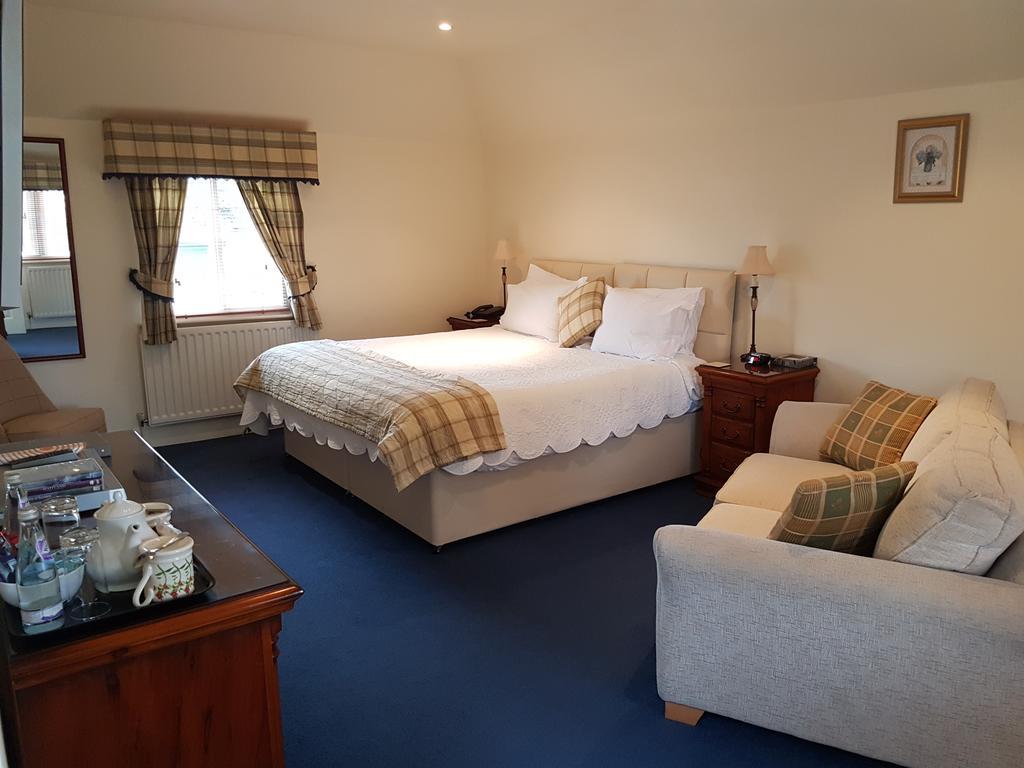 The Wheatsheaf Hotel And Restaurant Swinton  Dış mekan fotoğraf