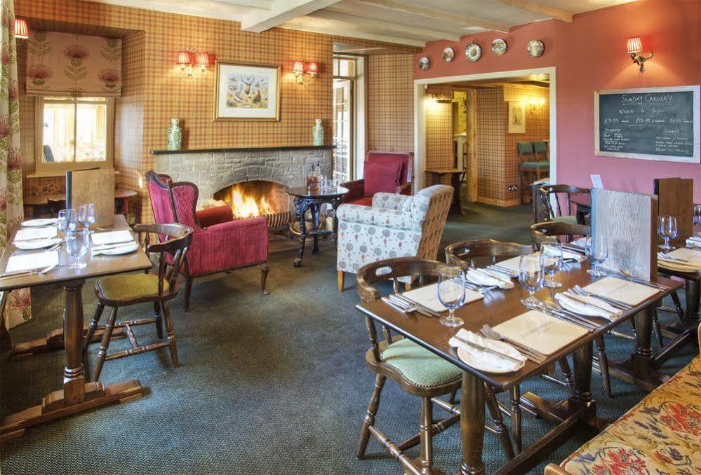 The Wheatsheaf Hotel And Restaurant Swinton  Dış mekan fotoğraf